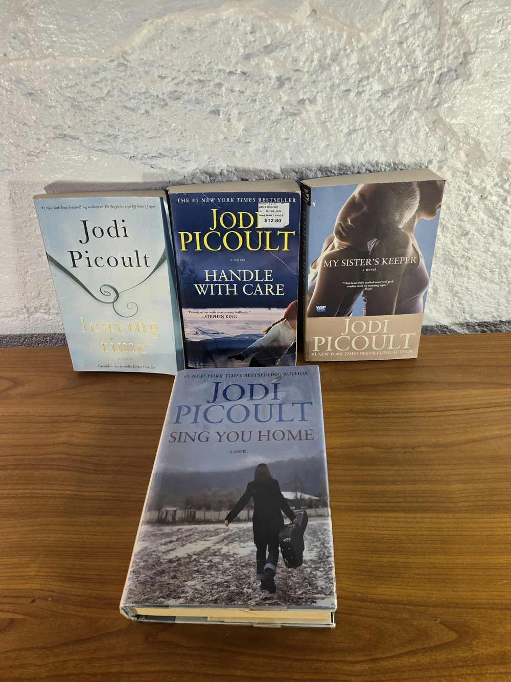Lot of 4 Jodi Picoult Paperback And Hardcover Books My Sisters Keeper; And More